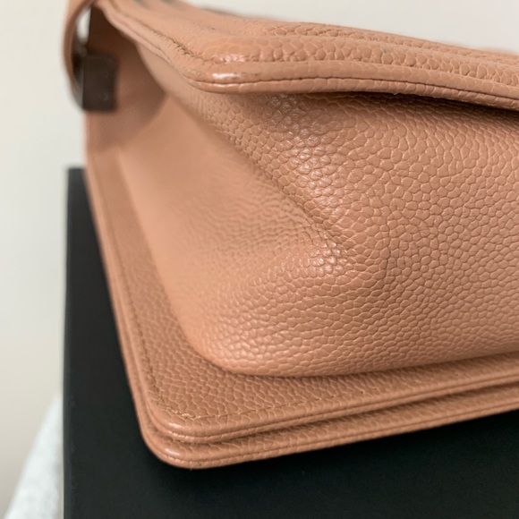 Chanel Boy Bag New Medium - Picture 8 of 8